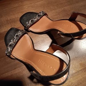 Women black sling back heels